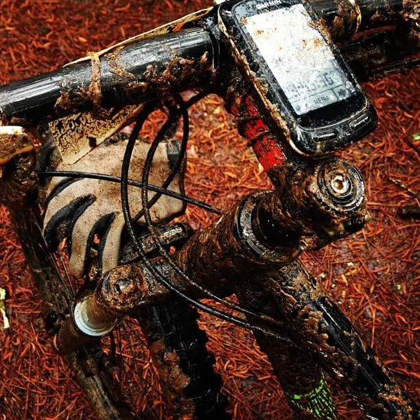 Muddiest 6 hour race ever, no chain drops, no chain suck 603654 10200946136073626 1682997885 n