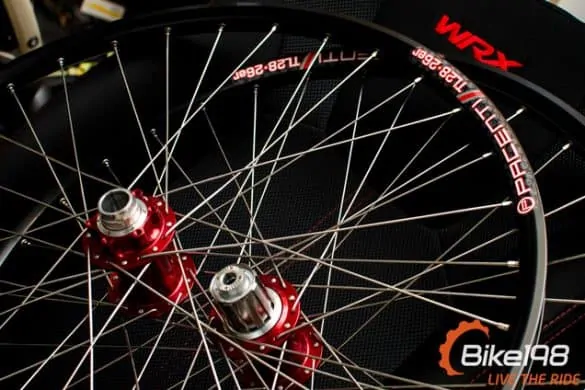 Pacenti TL28 26er rims on Hadley Racing hubs