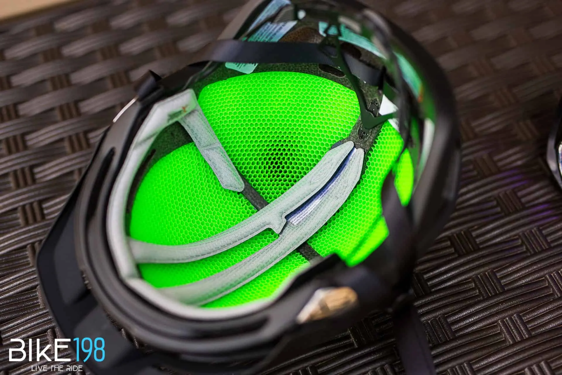 Just In / Smith Optics Forefront Helmet and Fuel V.2 Goggles 10 Smith Forefront Helmet