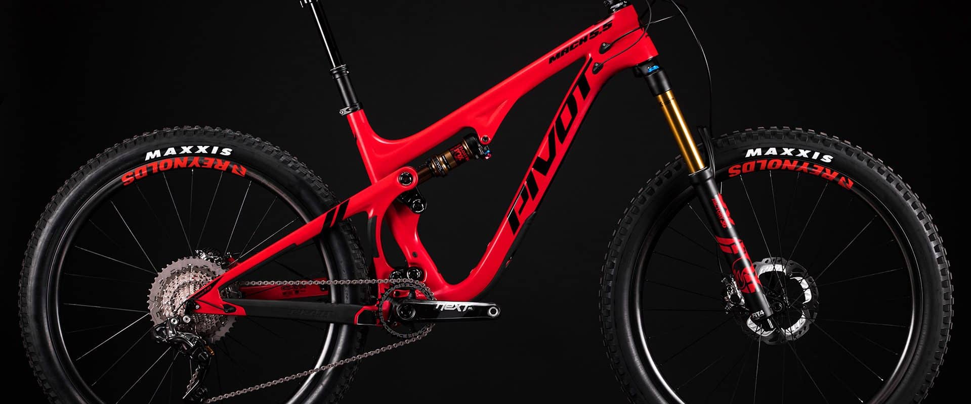 2017 Pivot Cycles Mach 5.5 Carbon Red