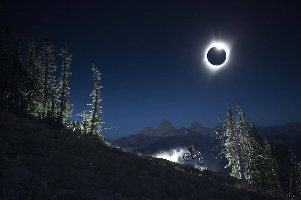 http coresites cdn.factorymedia.com mpora new wp content uploads 2019 11 Red Bull Illume 10