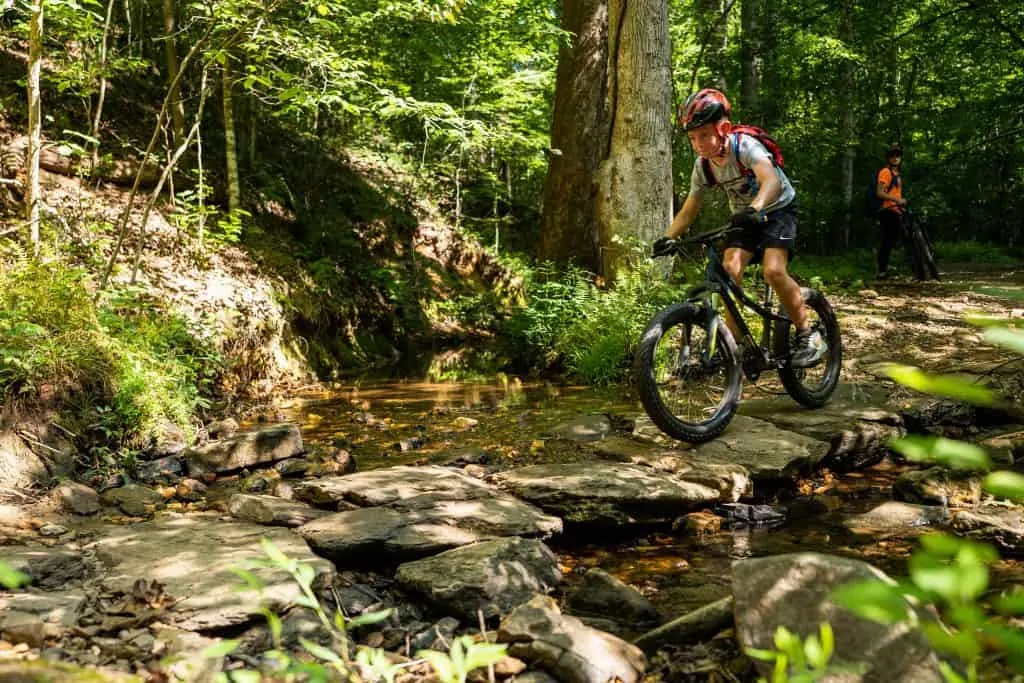 Daniel Riding his Specialized 