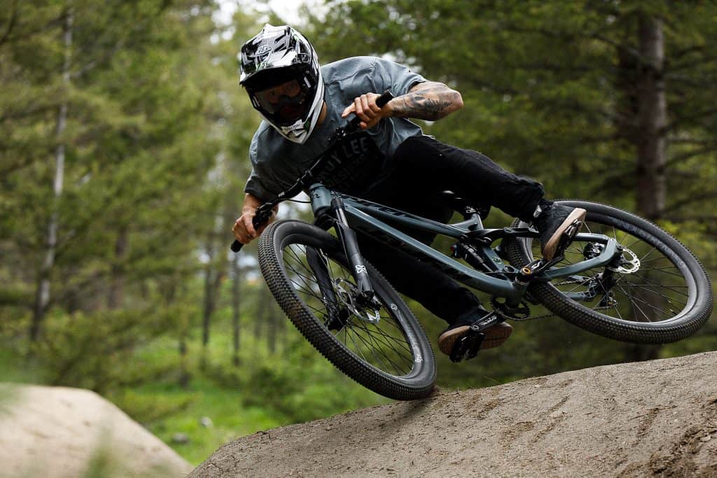 PURE INSANITY - Tom Van Steenbergen in Wild West 7 Wild West - Five Ten -Landscape
