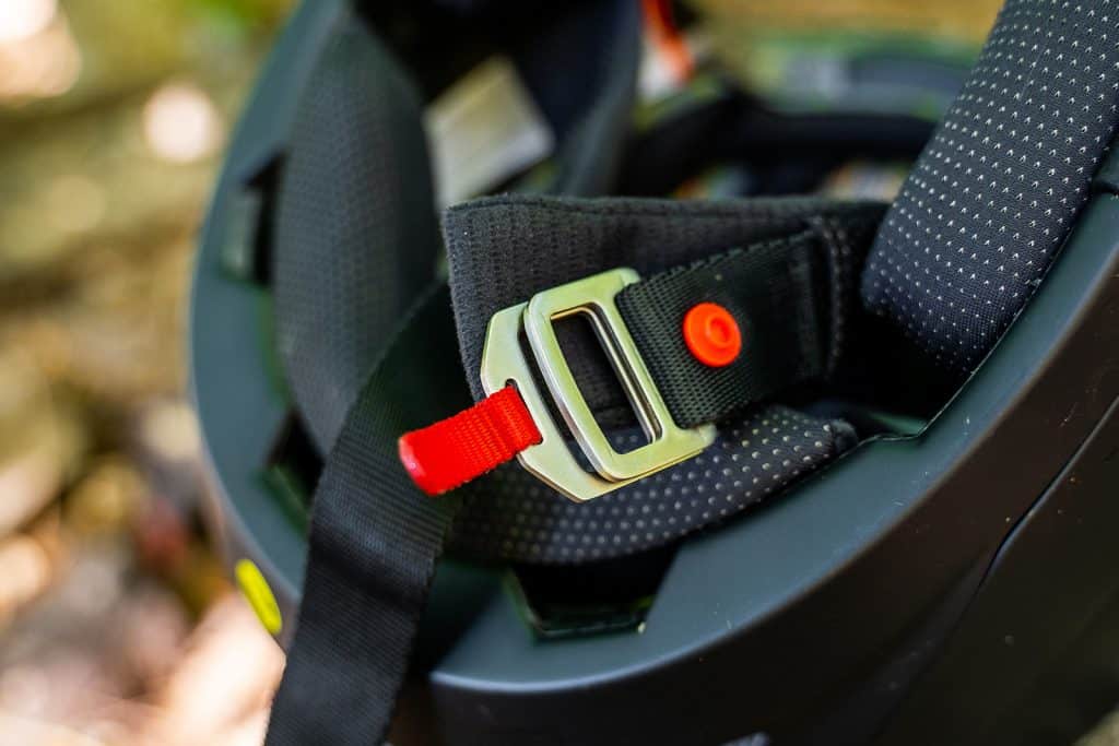 Smith Mainline Review - Full Vented Enduro Full Face Helmet 9 Smith Mainline Full Face Helmet