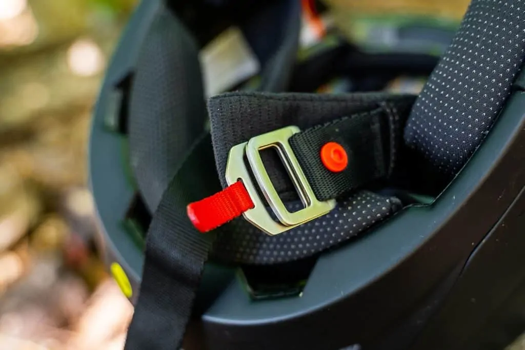 Smith Mainline Review - Full Vented Enduro Full Face Helmet 9 Smith Mainline Full Face Helmet