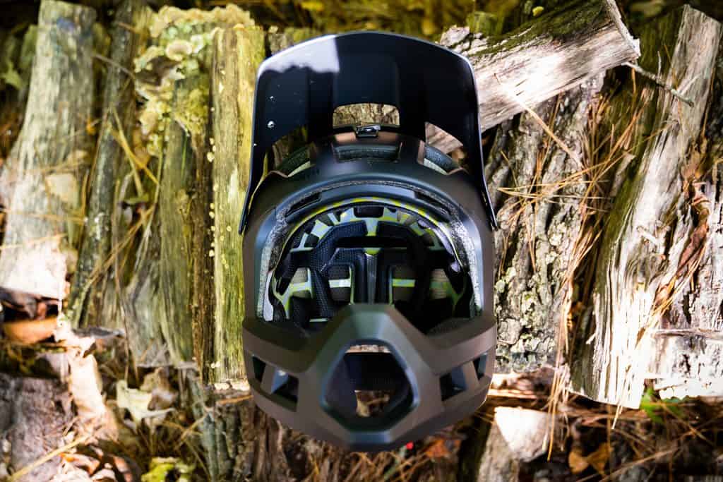 Smith Mainline Review - Full Vented Enduro Full Face Helmet 13 Smith Mainline Full Face Helmet