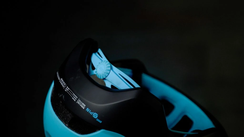 POC Axion Spin Trail and Enduro Helmet Review 7 POC Axion Spin Retention System