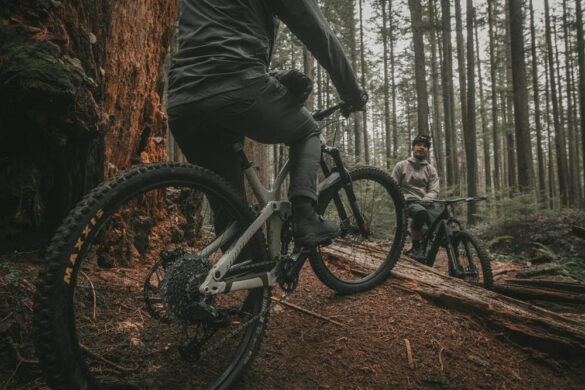 SRAM GX Eagle AXS Electronic Shifting
