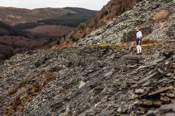 94B9EE9E 659C 4020 BF38 B09E9561431E