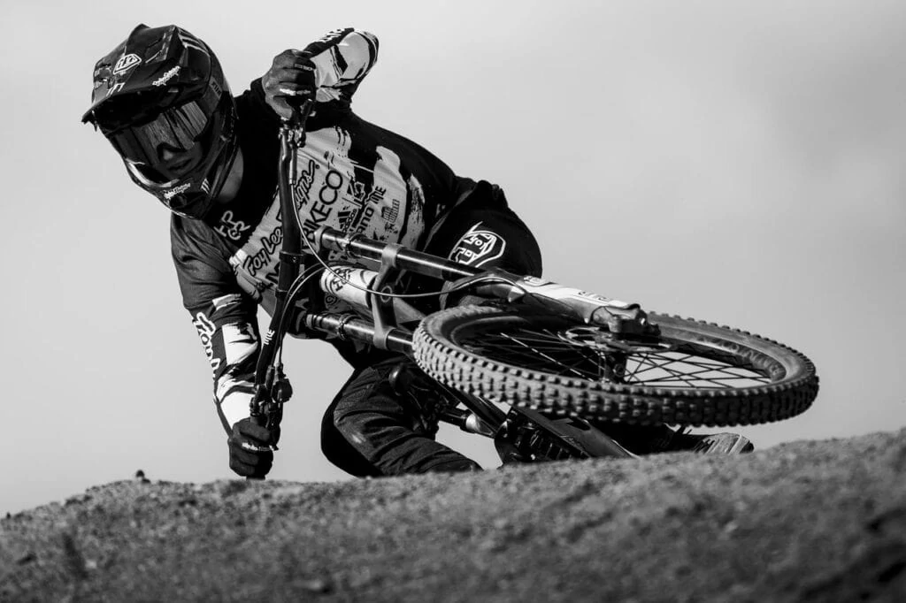 Ethan Nell & Tom Van Steenbergen Running Tandems in MESA 2 8 Mesa 2 Monster Energy Freeride Mountain Biking Utah