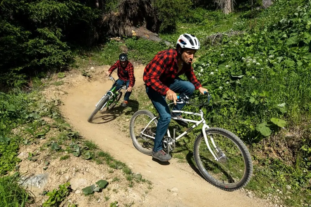 Retro Bike Challenge! Steve Peat vs. Claudio Caluori 7 p6mU4zyw