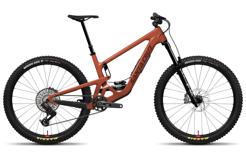 Best Lightweight e-MTBs for Aggressive Trail Riding (2026 Buyer’s Guide) 4 Santa Cruz Hightower Review