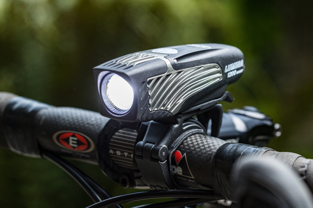 Best MTB Lights for Night Trail Rides (2026): Top Picks, Beam Patterns & Runtime 4 mountain bike light