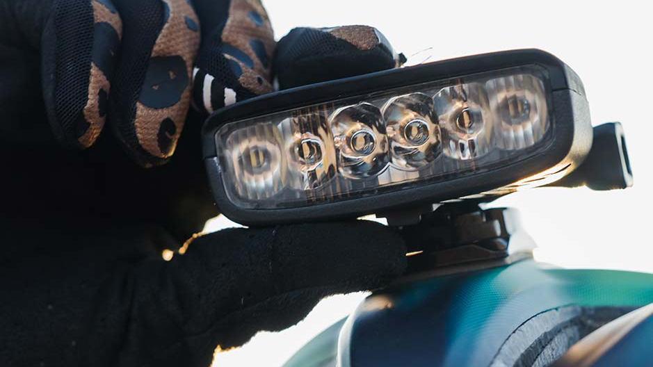 Best MTB Lights for Night Trail Rides (2026): Top Picks, Beam Patterns & Runtime 6 mountain bike light