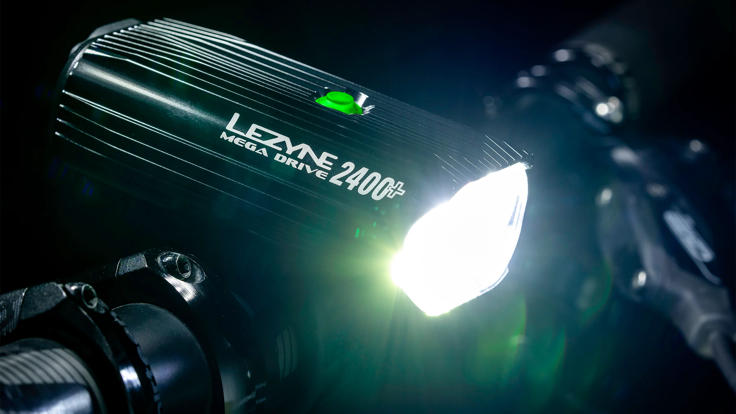 Best MTB Lights for Night Trail Rides (2026): Top Picks, Beam Patterns & Runtime 9 mountain bike light