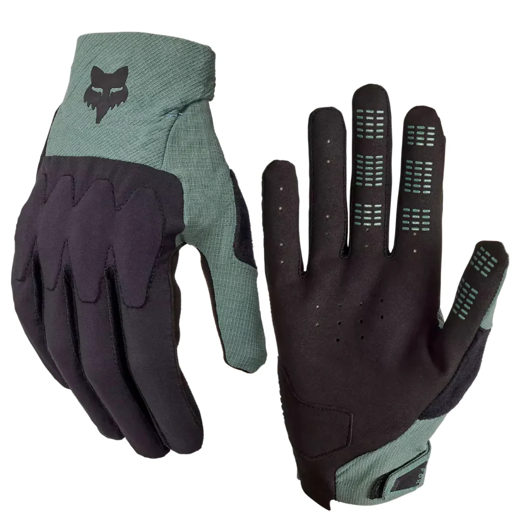 Best Gloves for eMTB Riding (2026): Top Picks for Grip, Protection & Weather 9 Fox Defend D3O mountain bike glove
