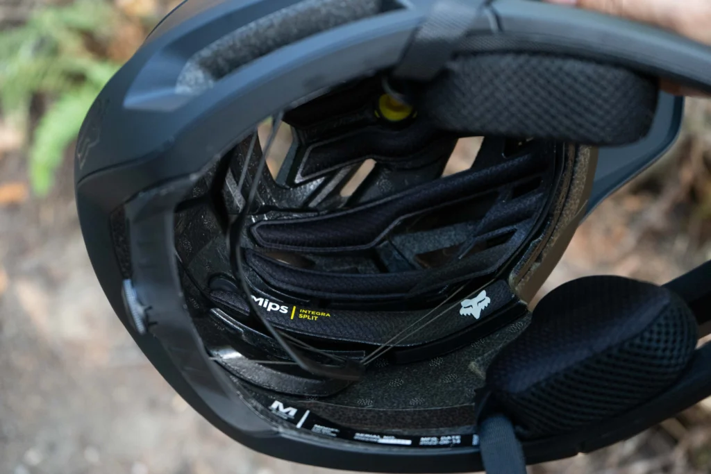 Fox Racing Proframe RS Review: The King of Ventilated Full-Face Helmets? 6 Fox Racing Proframe RS Review