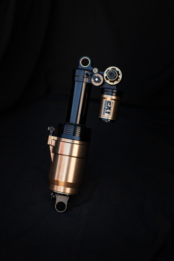 EXT Aria V2 detail EXT Aria V2 shock detail close-up