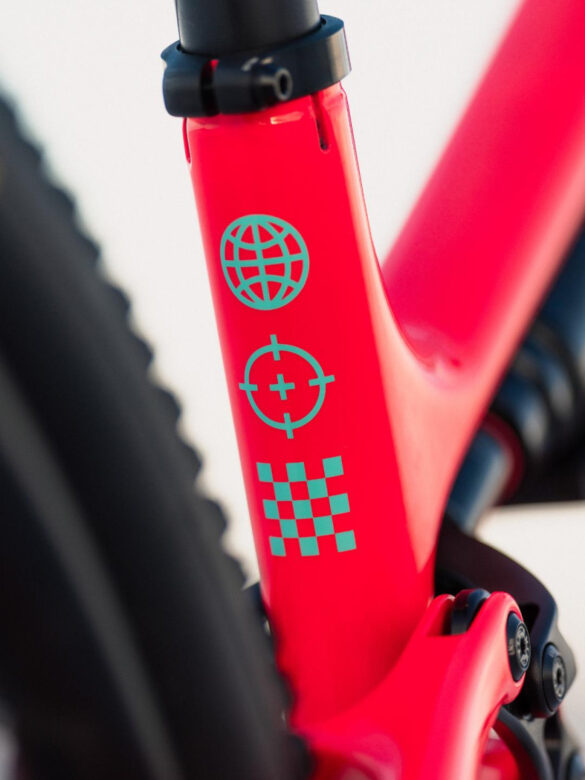 Trek 32-inch Bontrager textile-spoke wheel and prototype Pirelli tire (Trek Instagram)